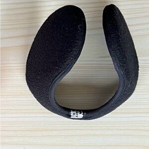 2/$25💙Brand new Fleece Ear Muff